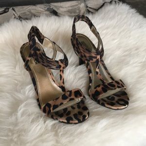 Kenneth Cole Animal print heels